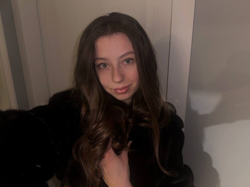  51783788  Monica, 30 ,    Edmundston
