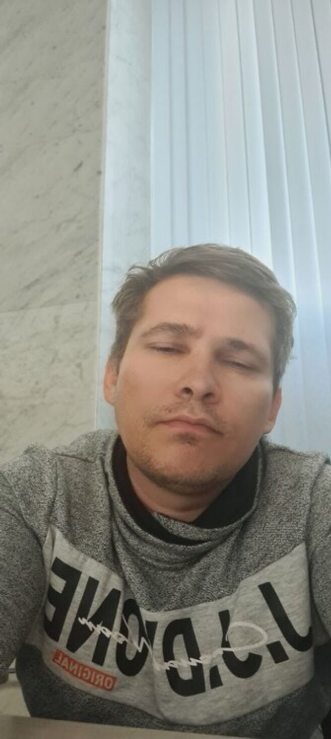  43635808  Alex, 30 ,    
