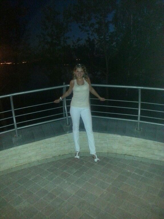  ,   Katya Minsk, 37 ,   ,   , c 