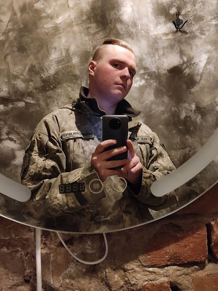  50107648  , 24 ,    