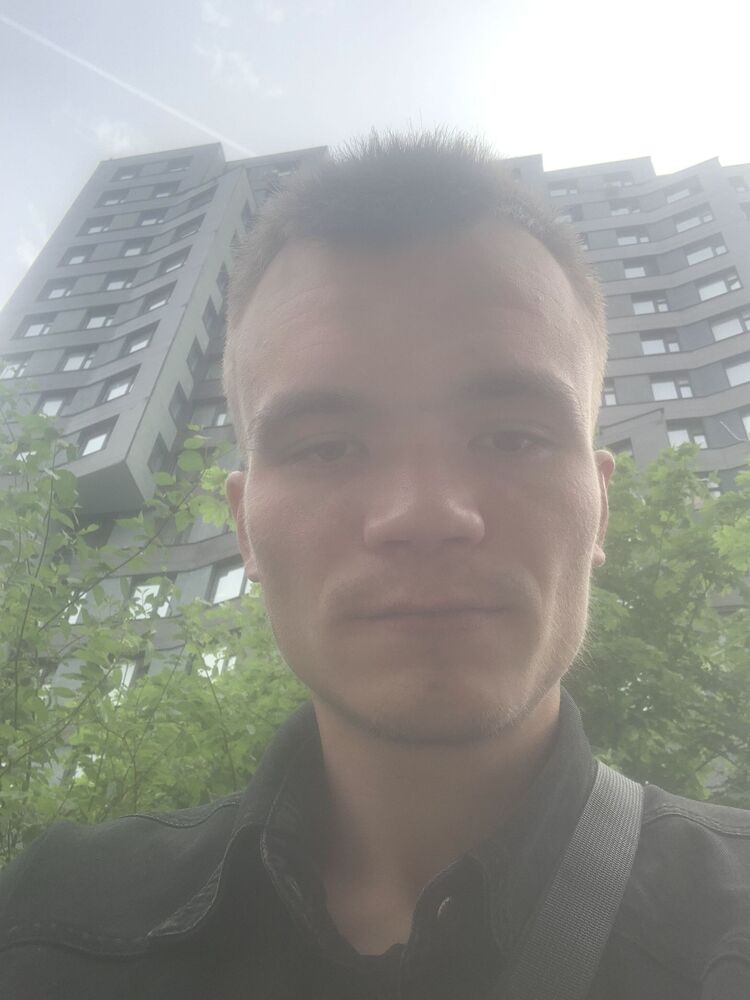  52628868  , 25 ,    