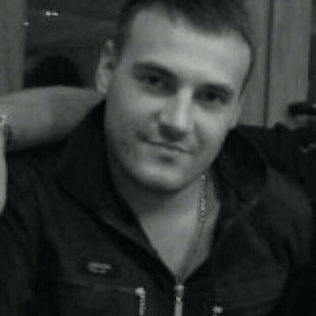  18960258  Maks, 38 ,    