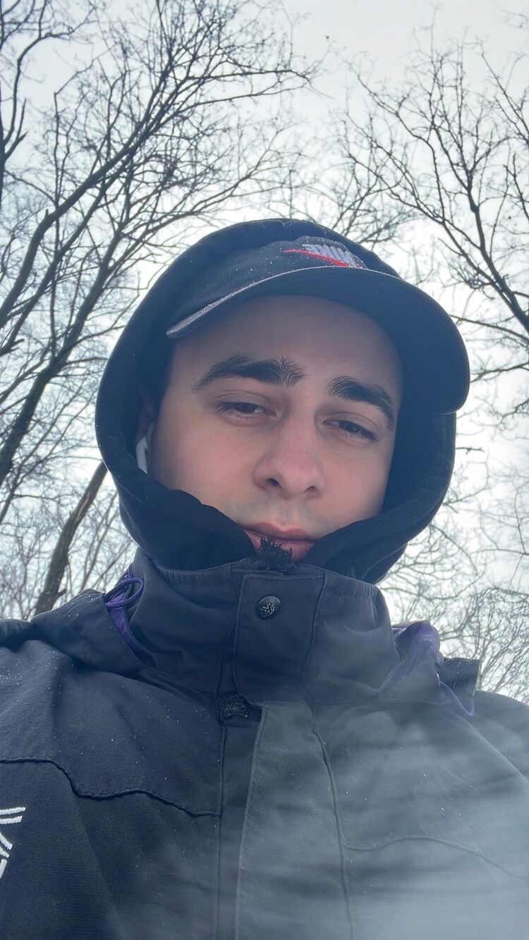  ,   Ruslan, 28 ,   ,   