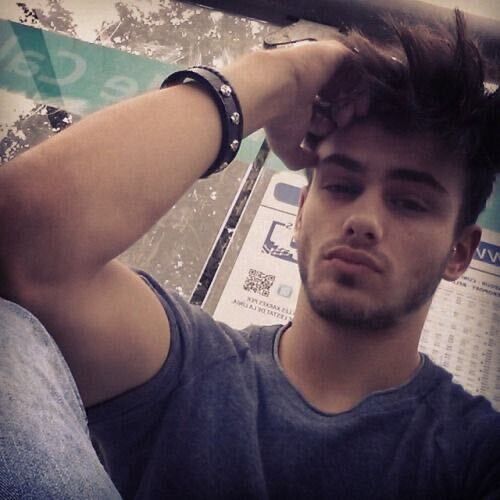  36688338  Miha, 24 ,    