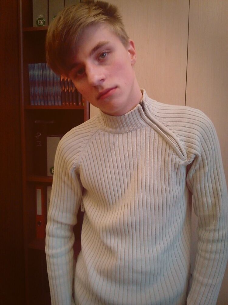  4244828  ARTEM, 29 ,    
