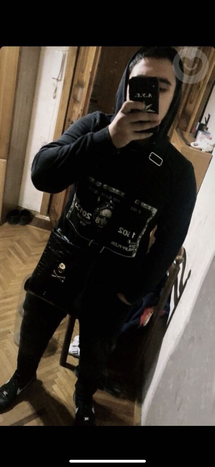  32330308  , 24 ,    