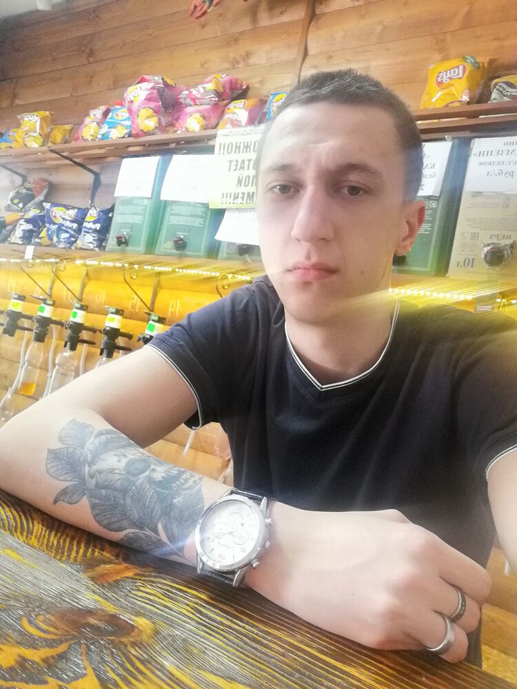  33671068  , 24 ,    
