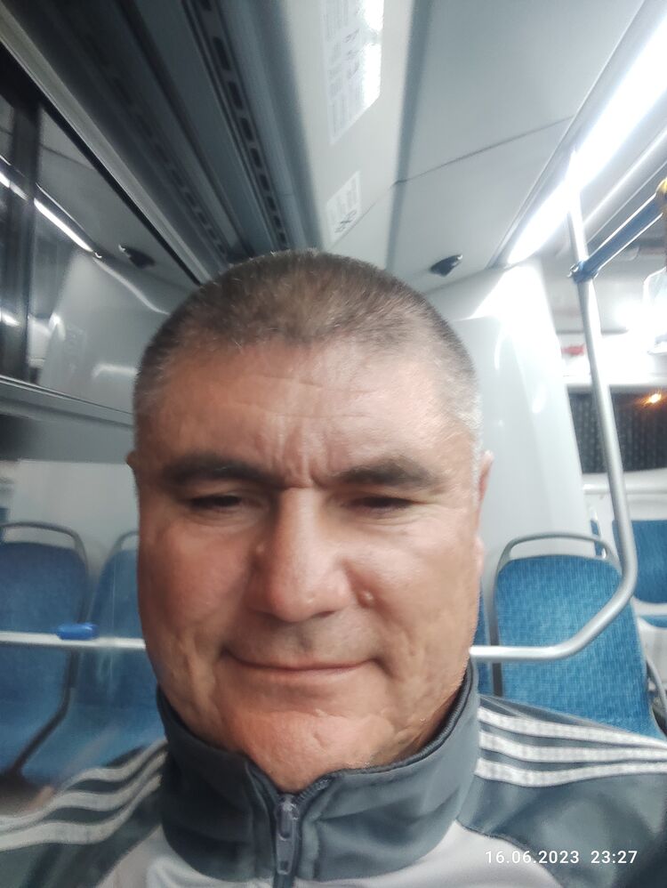  35423118  , 51 ,    