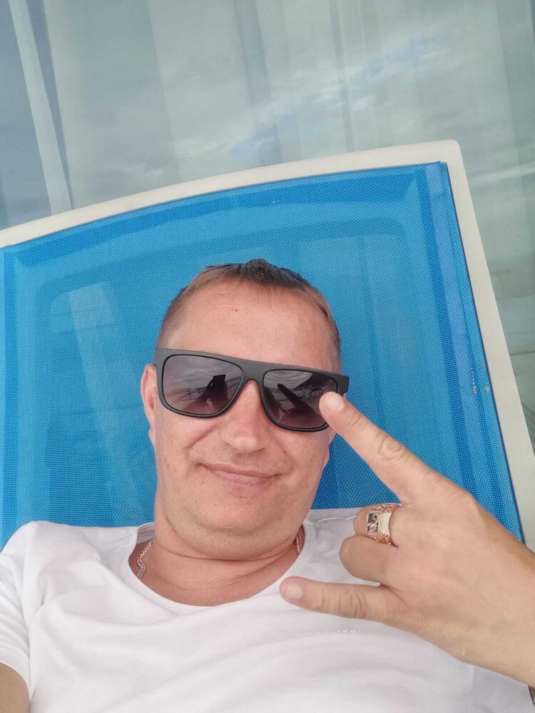  48163648  Rinat, 37 ,    
