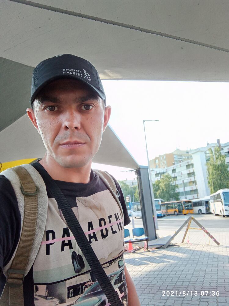  ,   Yaroslav, 39 ,     , c , 