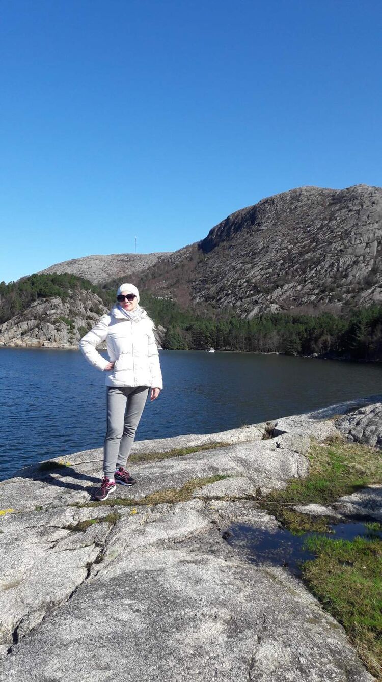  ,   Sviatlana, 51 ,   c , 
