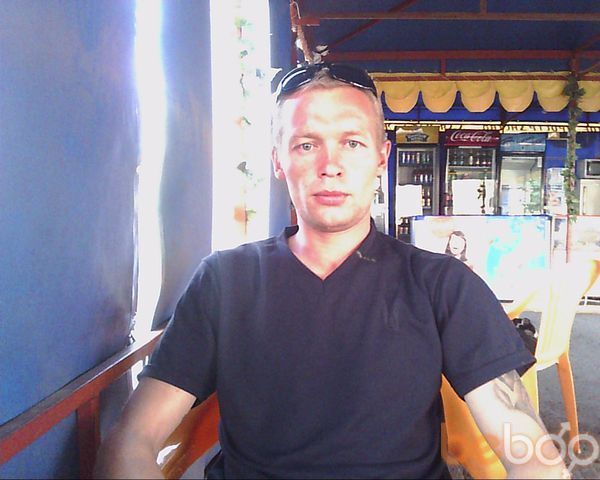  1194938  Sergei, 48 ,    