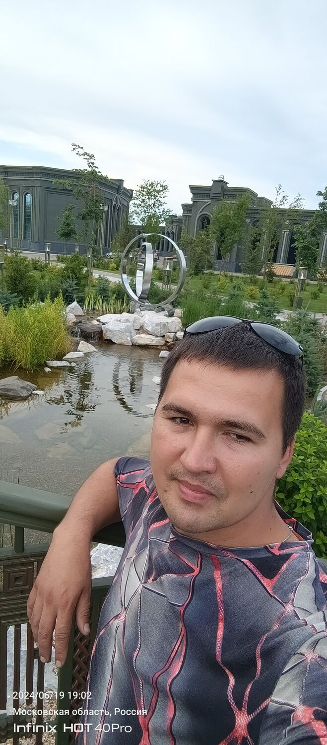  45589928  Vlad, 30 ,    