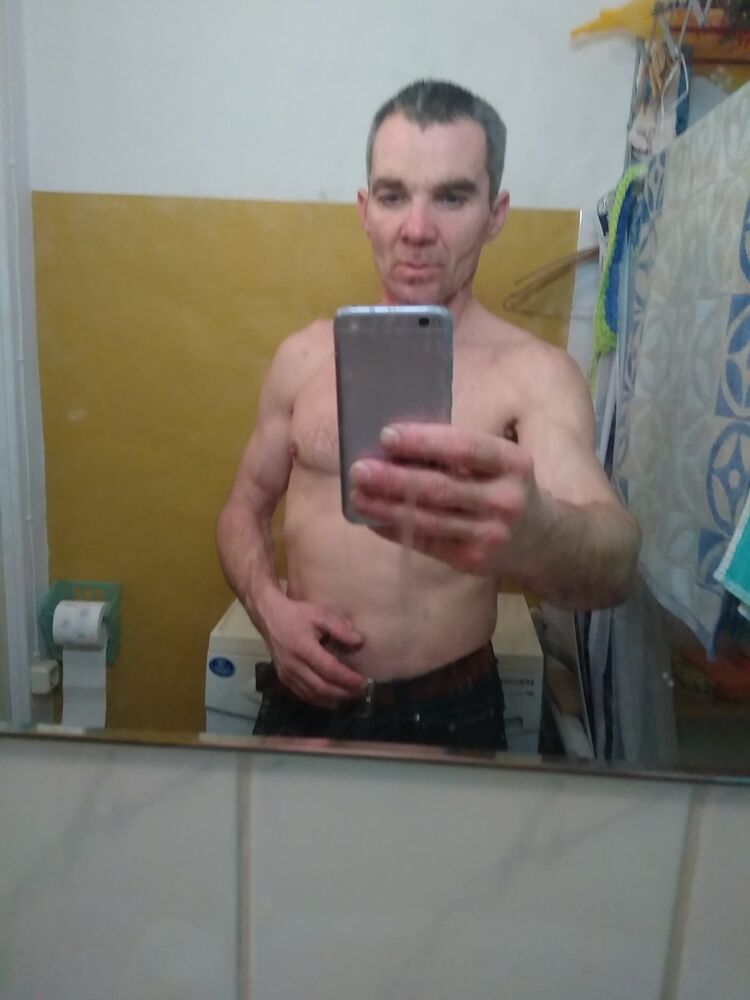  ,   Robert, 48 ,   ,   , c 