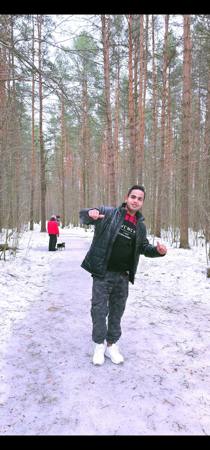  43443648  Sameer, 26 ,    