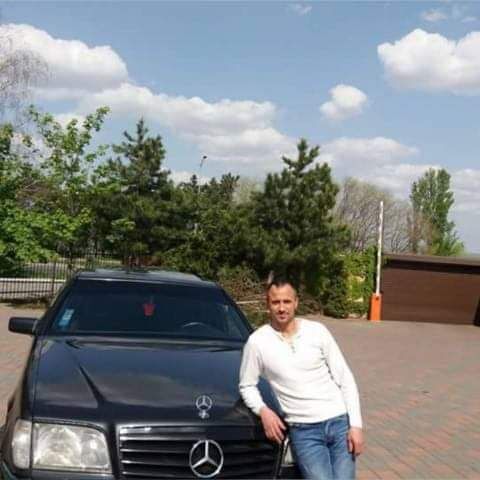  48299148  Oleg, 45 ,    Villar Del Arzobispo