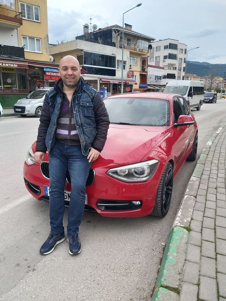  19184398  Omerhopayli, 42 ,    