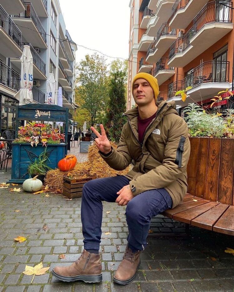  33036098  Kirill, 38 ,    