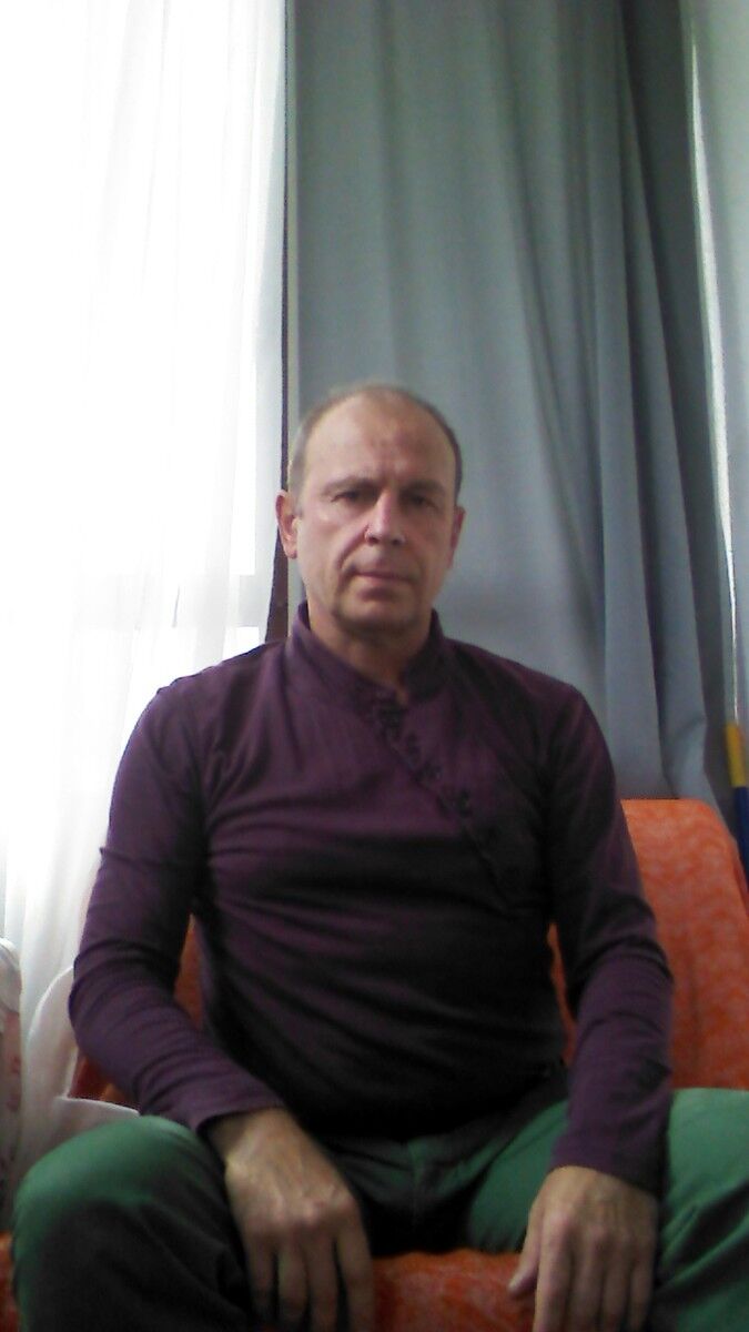  -,   , 52 ,     , c 