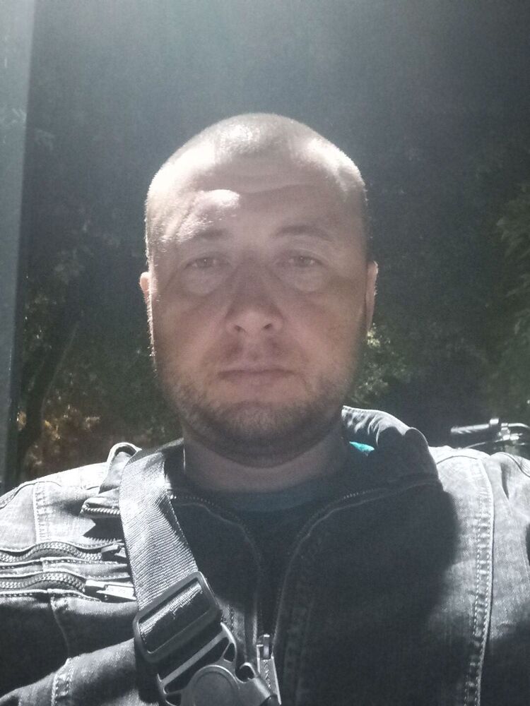  52798078  , 38 ,    