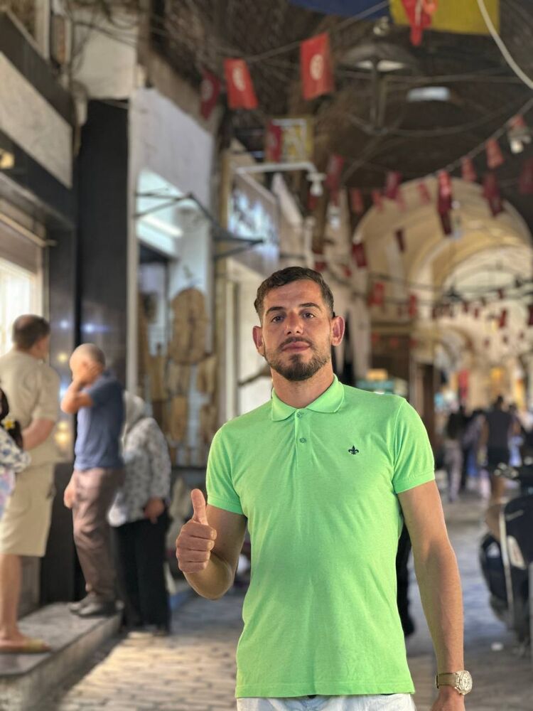  54689418  Noureddine, 33 ,    Beaulieu