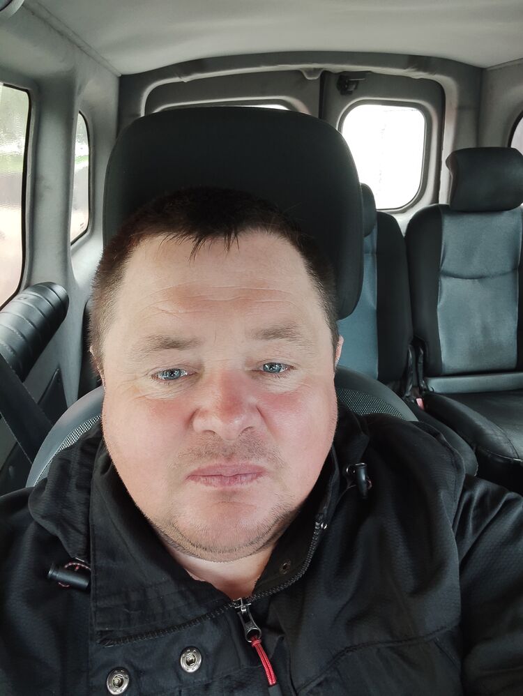  40125328  , 43 ,    