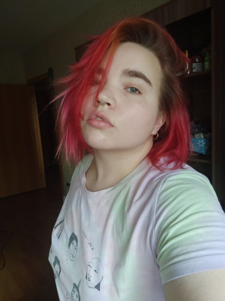  24139758  Overheatedd, 25 ,    -