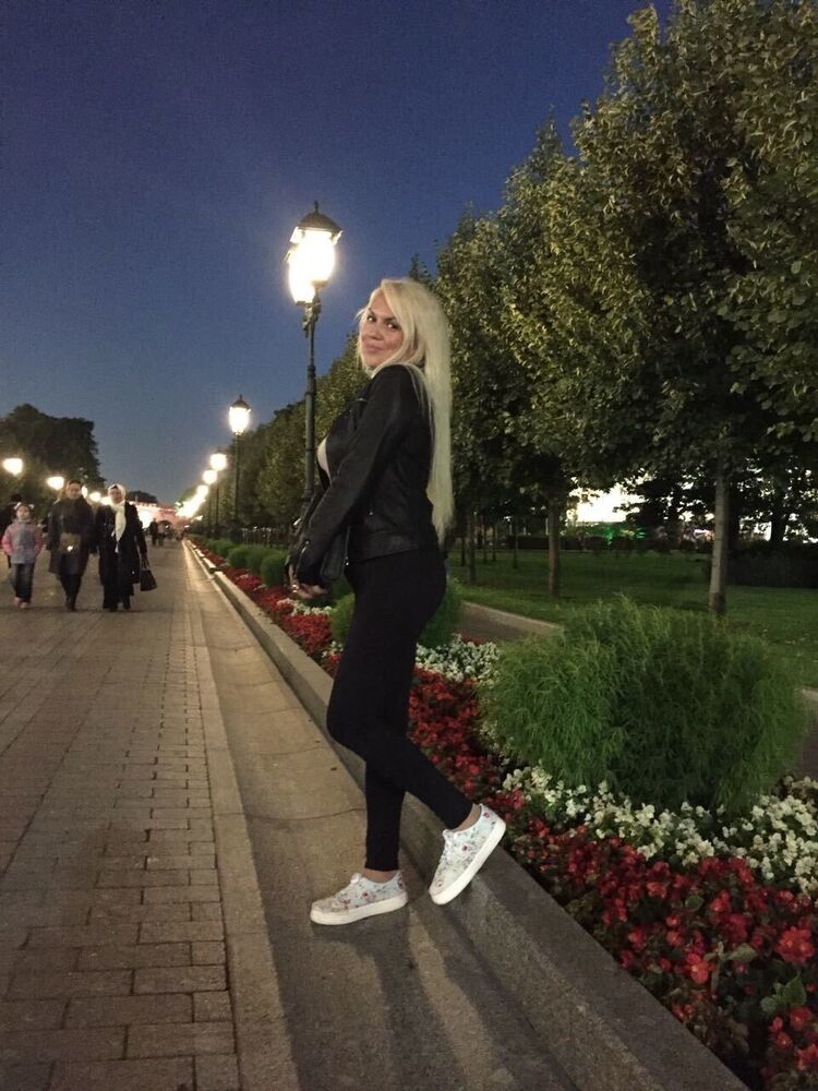  ,   Maria, 43 ,   