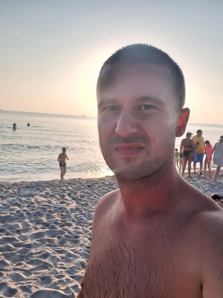  ,   Ivan, 39 ,     , c 