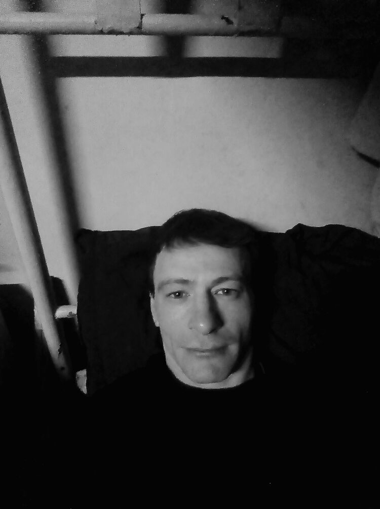 42556458  Viktor, 38 ,    -