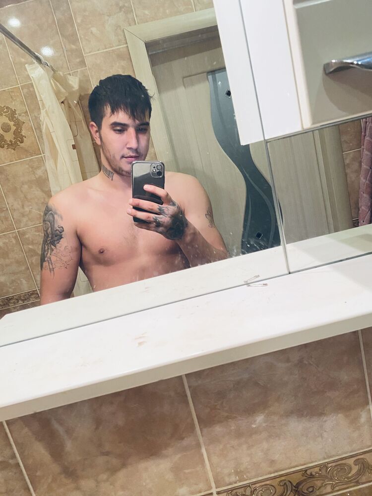  31066968  , 28 ,    