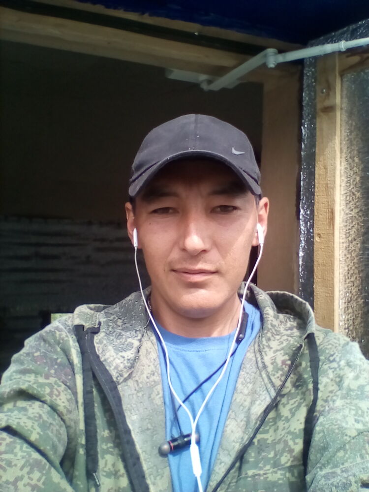  27145948  , 33 ,    