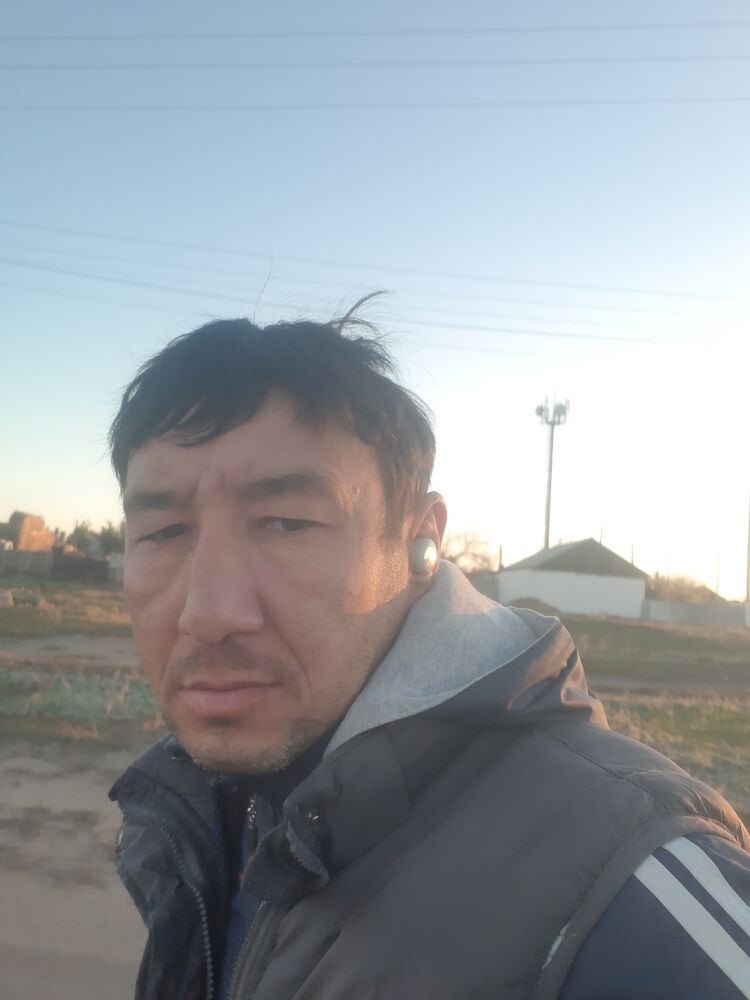  38977668  , 42 ,    
