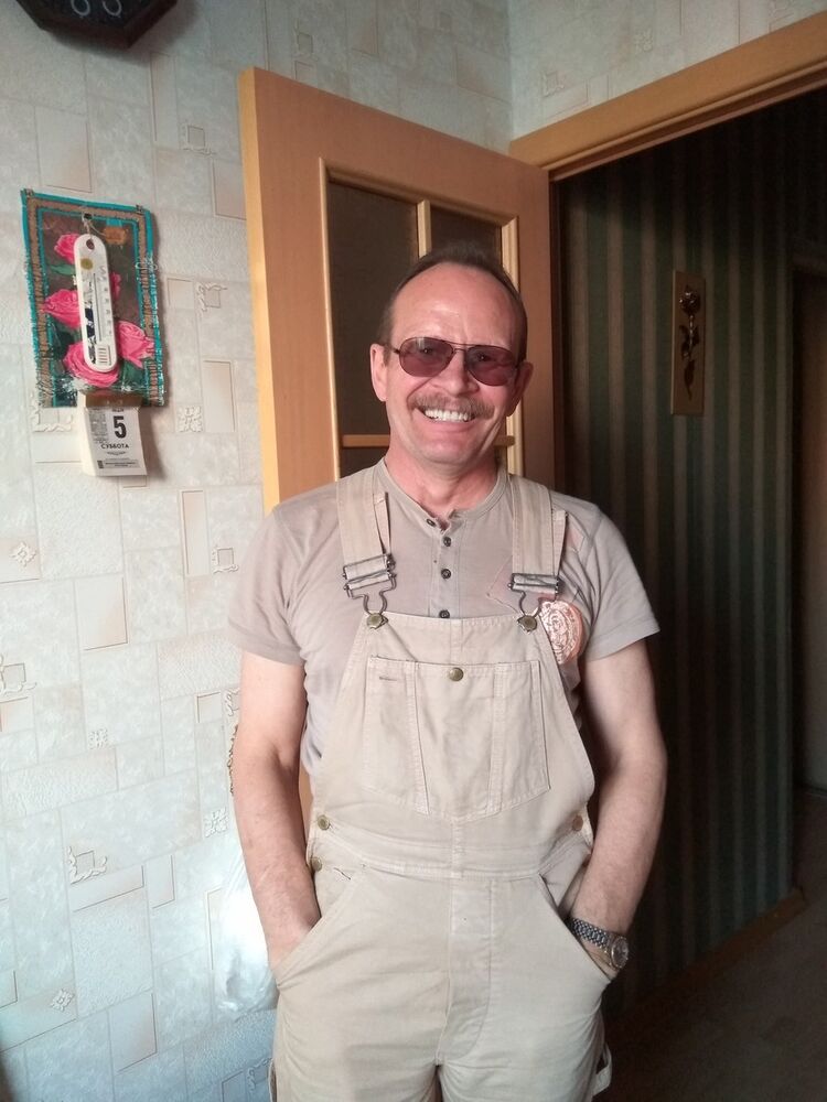  12285448  Putnic, 63 ,    