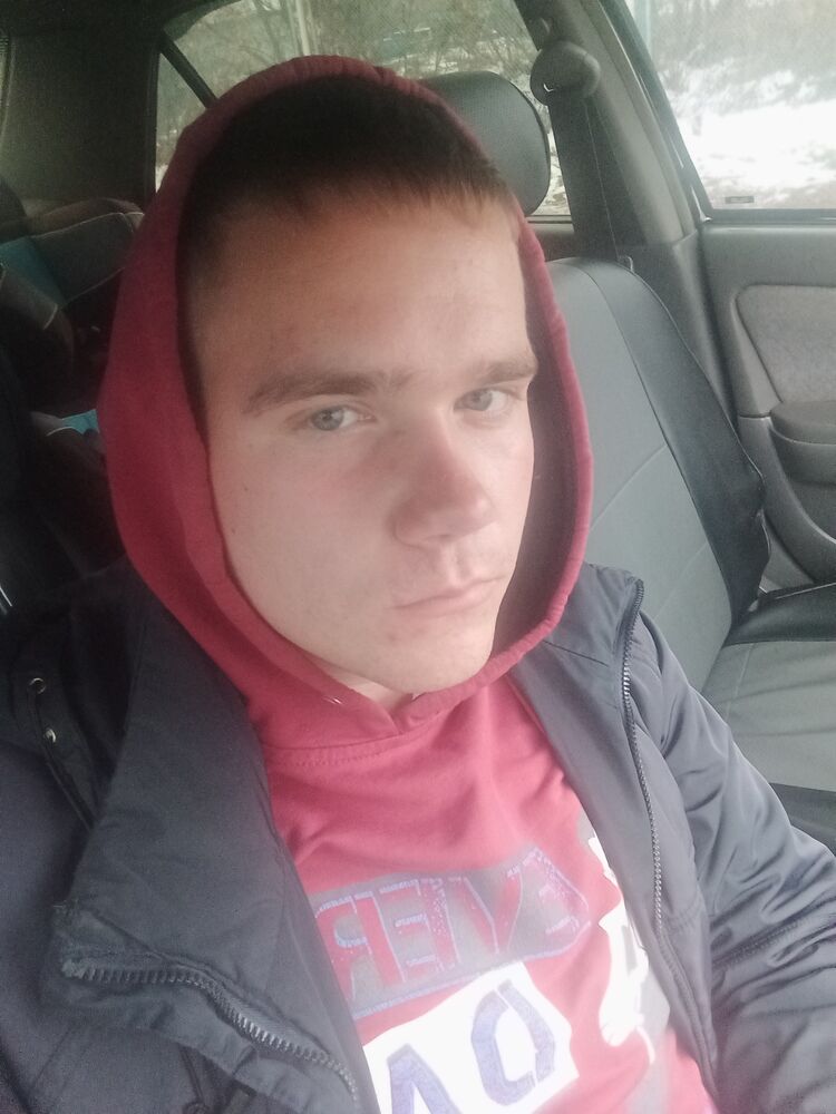  31702048  , 28 ,    