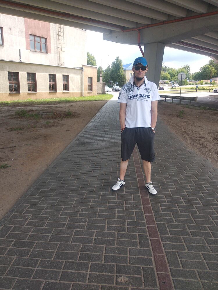  51826788  , 38 ,    