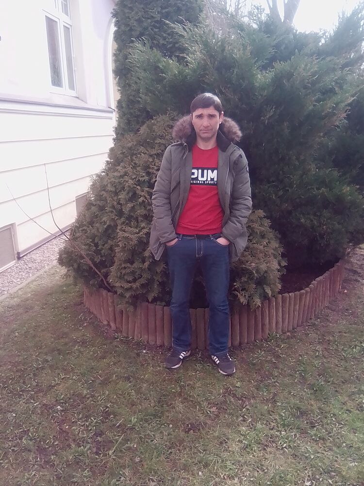  25314928  Vano, 43 ,    