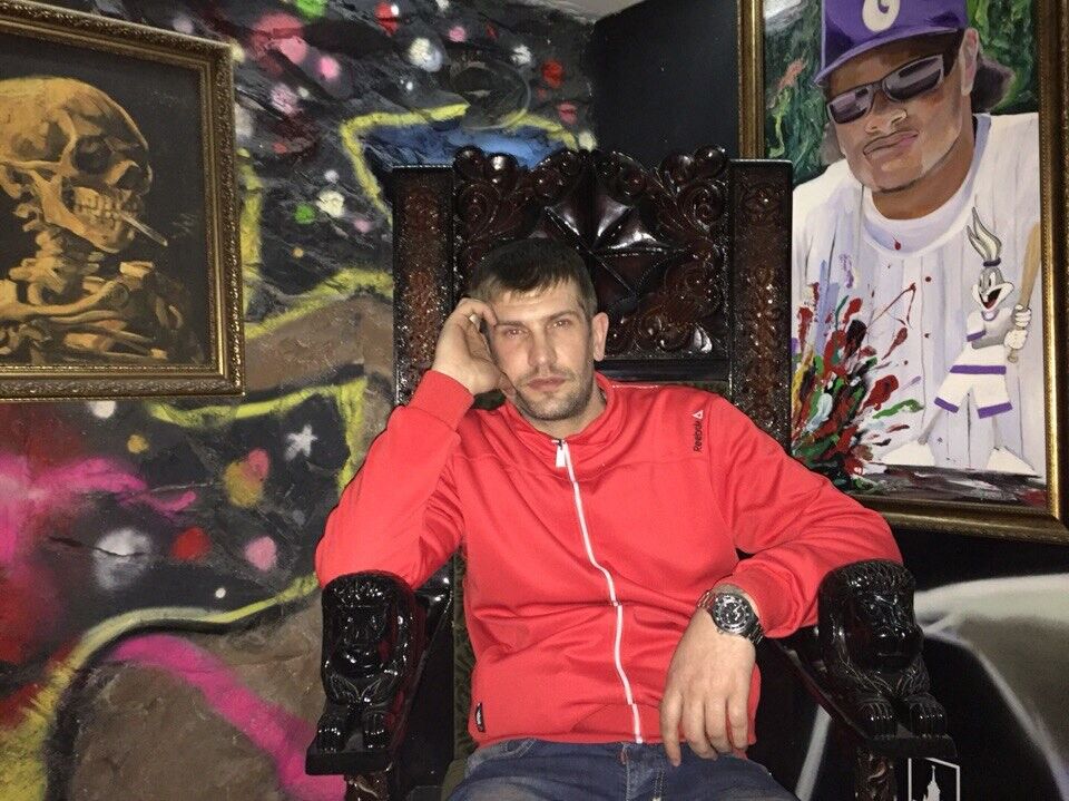  7486408  , 44 ,    -