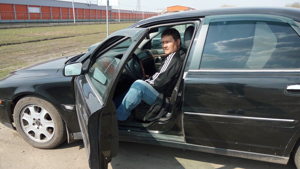  12600308  Aleksey, 54 ,    