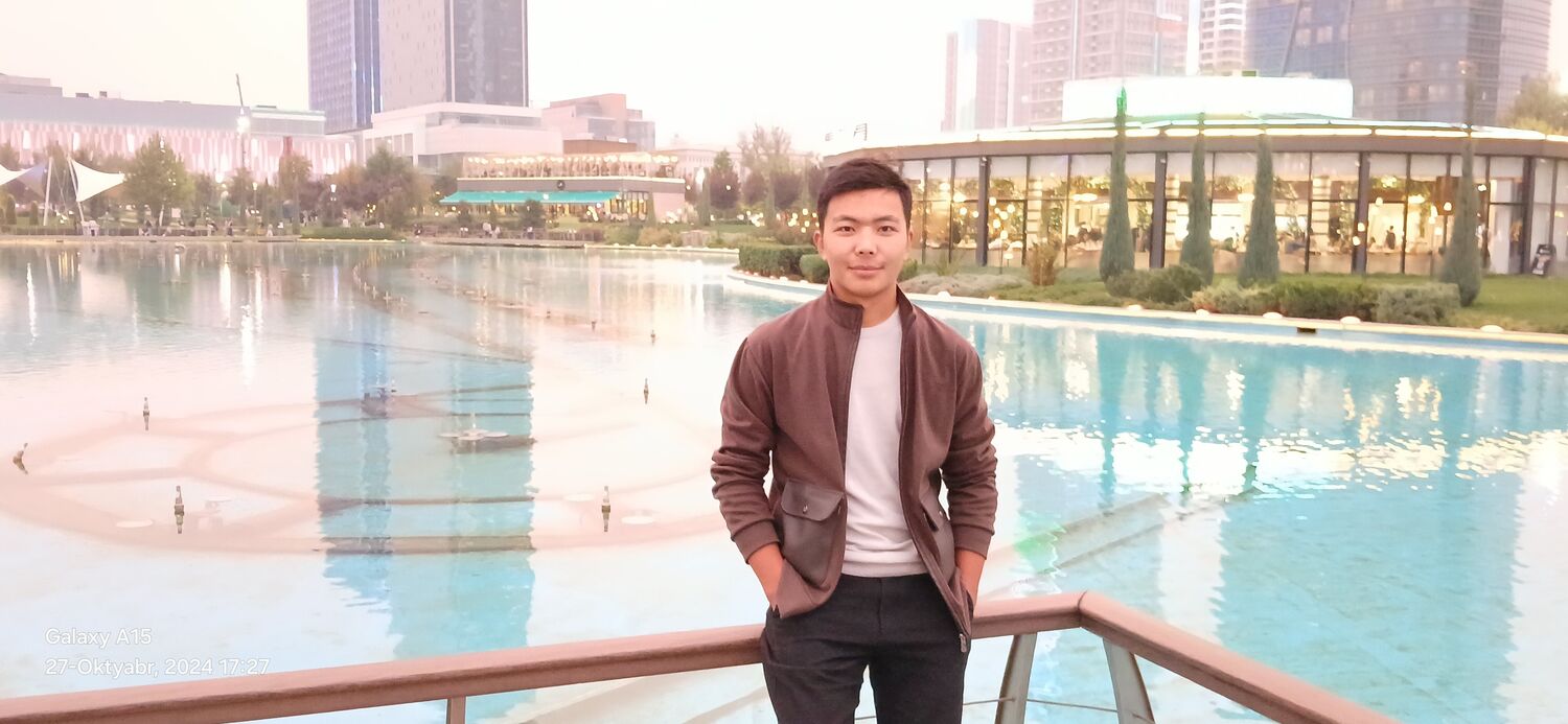  49039758  Dilshod, 22 ,    