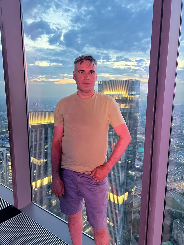   ,   Gnezdilov, 43 ,   ,   