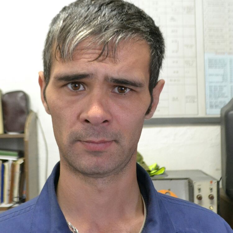  9639288  , 44 ,    -