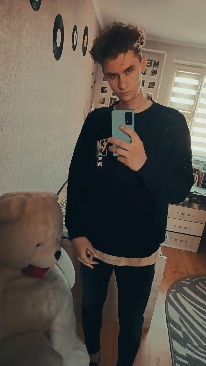  49397558  , 23 ,    