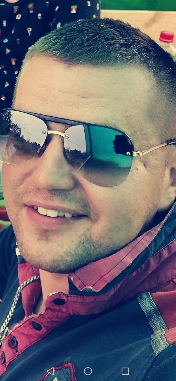  27041898  , 31 ,    -