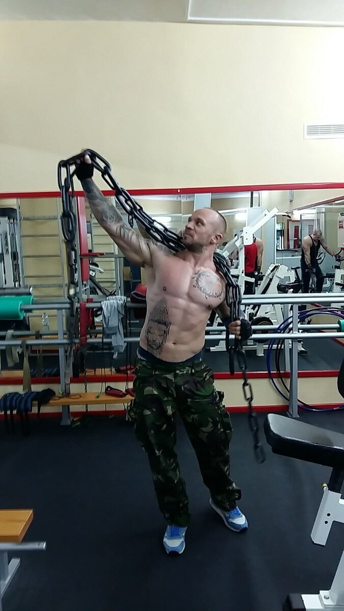  ,   Mr, 40 ,  