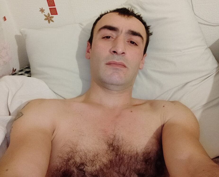  ,   Guram shuba, 37 ,   ,   , c 