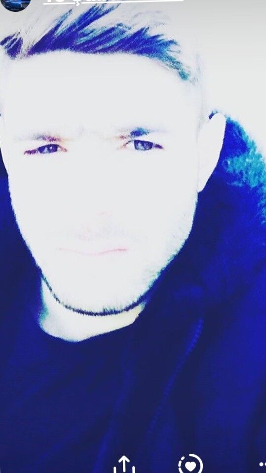  15580008  Elmar, 29 ,    