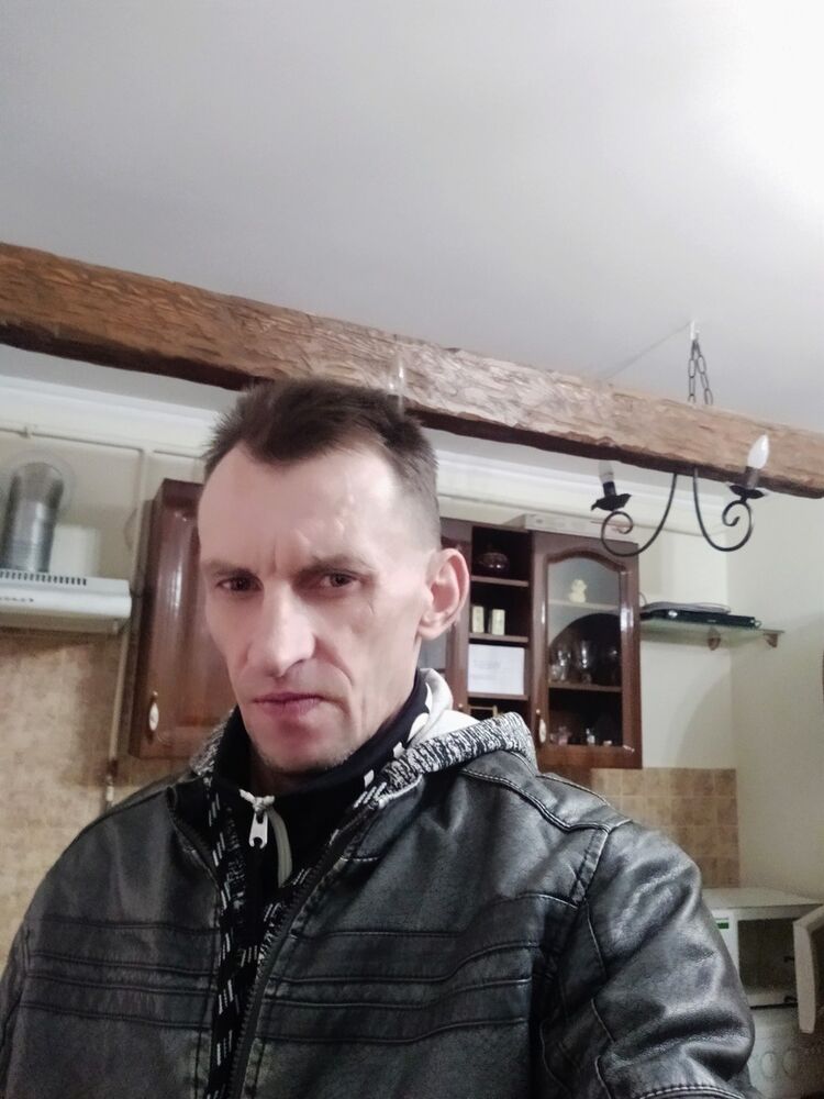  18560978  , 43 ,    
