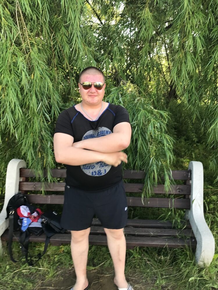   ,   ALEX, 37 ,   
