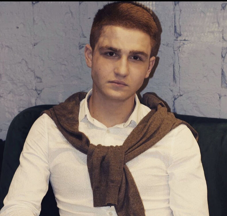  ,   Leo, 27 ,   ,   , c 